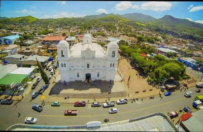 Montañas verdes y plantaciones de café en Matagalpa